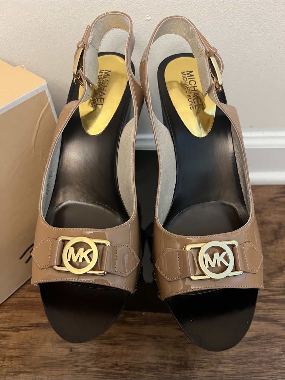 MICHAEL Michael Kors Taupe Patent Platform Wedge Sandals with Gold MK - Picture 2 of 5